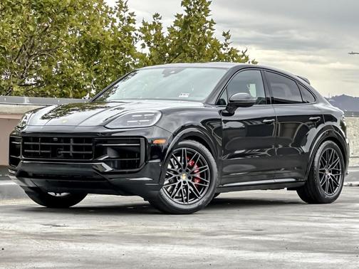 2026 Porsche Cayenne GTS