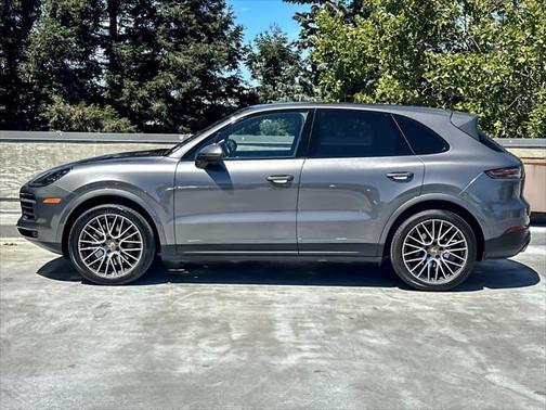 2020 Porsche Cayenne S