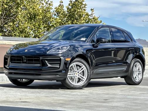 2026 Porsche Macan 