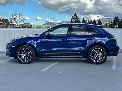 2025 Porsche Macan 