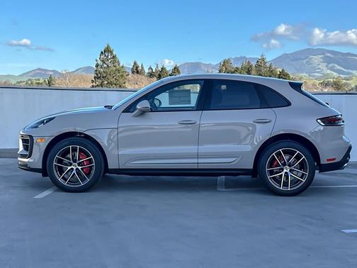 2026 Porsche Macan S
