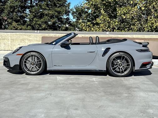2023 Porsche 911 Turbo S