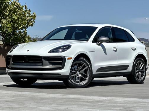 2025 Porsche Macan T