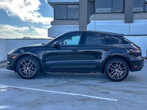 2025 Porsche Macan 