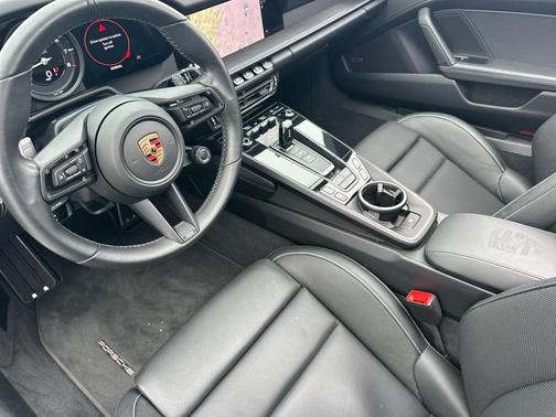 2024 Porsche 911 Carrera GTS