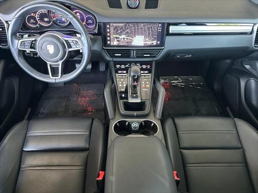 2022 Porsche Cayenne Platinum Edition