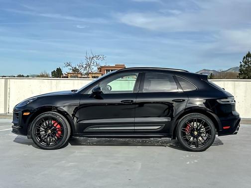2022 Porsche Macan GTS