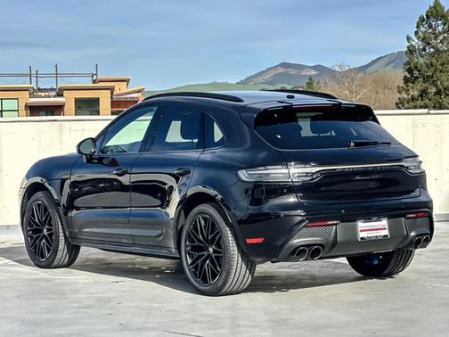 2022 Porsche Macan GTS