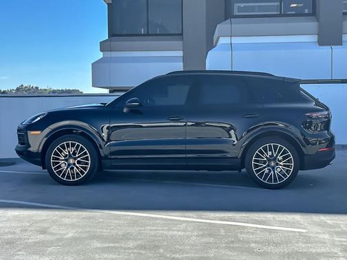 2023 Porsche Cayenne Cayenne