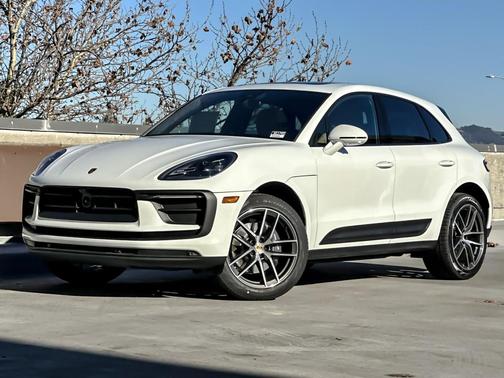 2026 Porsche Macan 