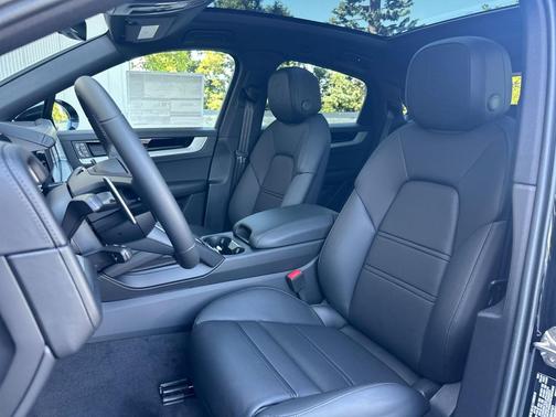 2025 Porsche Cayenne Cayenne