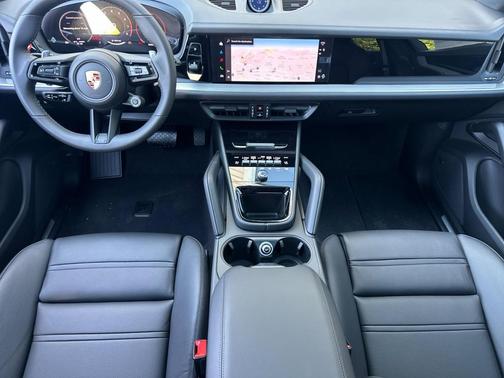2025 Porsche Cayenne Cayenne