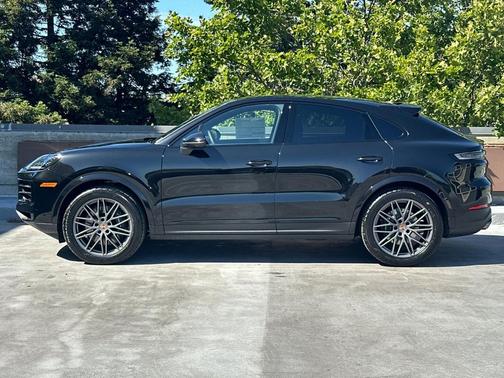 2025 Porsche Cayenne Cayenne