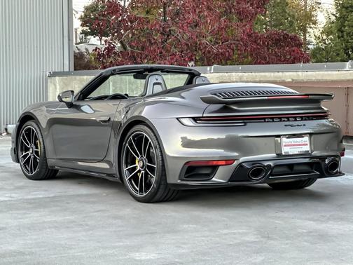 2021 Porsche 911 Turbo S