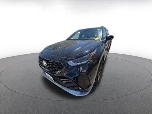 2025 Toyota Highlander XSE