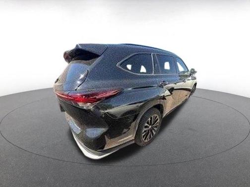 2025 Toyota Highlander XSE