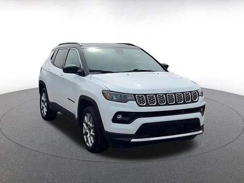 Bright White Clearcoat 2025 Jeep Compass Limited