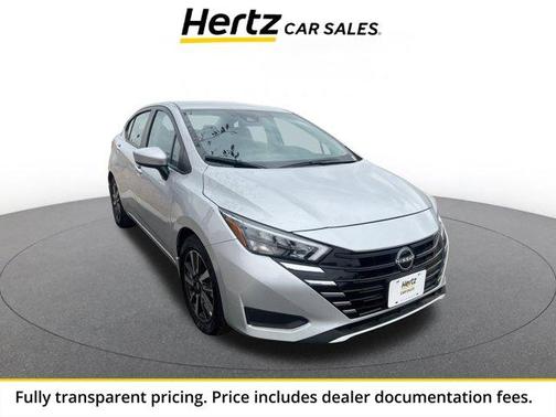 Brilliant Silver Metallic 2025 Nissan Versa 1.6 SV