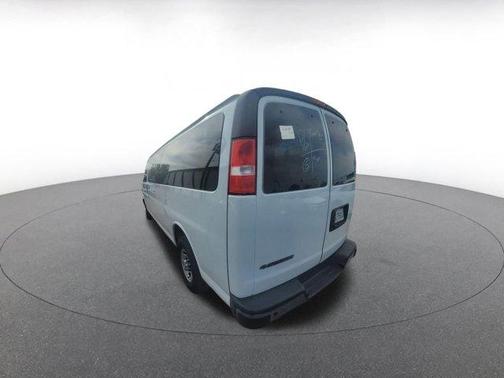 2024 Chevrolet Express 3500 LT