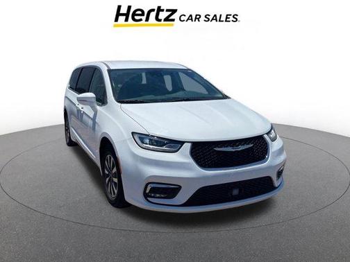 2022 Chrysler Pacifica Hybrid Touring L