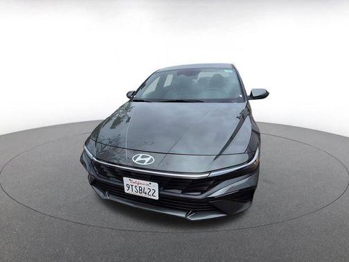 2025 Hyundai ELANTRA HEV Limited