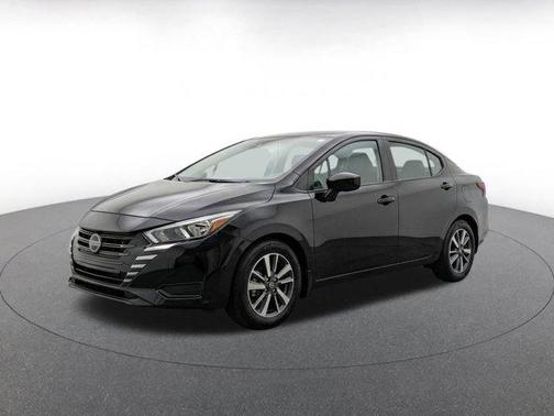 Black 2025 Nissan Versa 1.6 SV