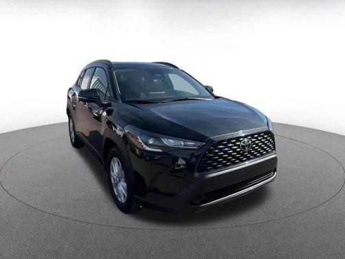 2025 Toyota Corolla Cross LE