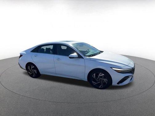 2025 Hyundai ELANTRA HEV Limited