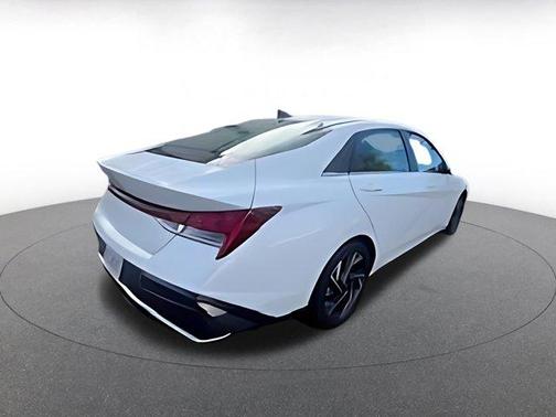 2025 Hyundai ELANTRA HEV Limited