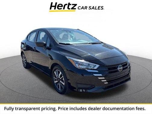 Super Black 2025 Nissan Versa 1.6 SV