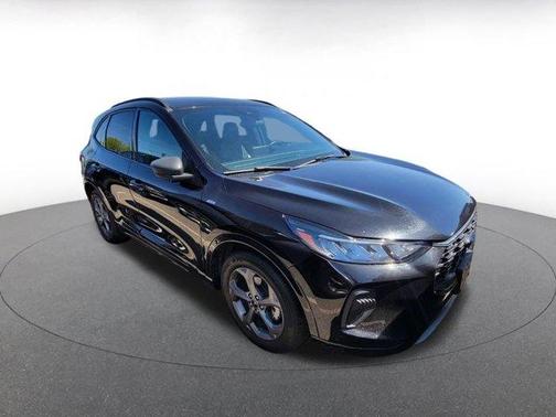 Agate Black Metallic 2023 Ford Escape ST-Line