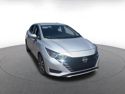2024 Nissan Versa 1.6 SV