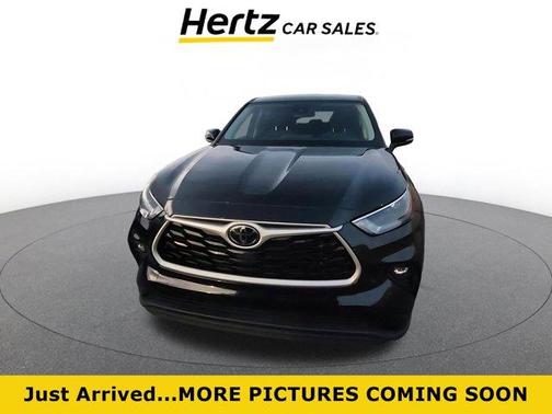 2025 Toyota Highlander LE