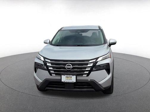 Brilliant Silver Metallic 2025 Nissan Rogue SV