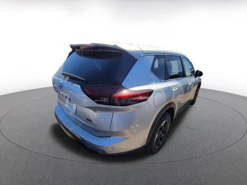 Brilliant Silver Metallic 2025 Nissan Rogue SV