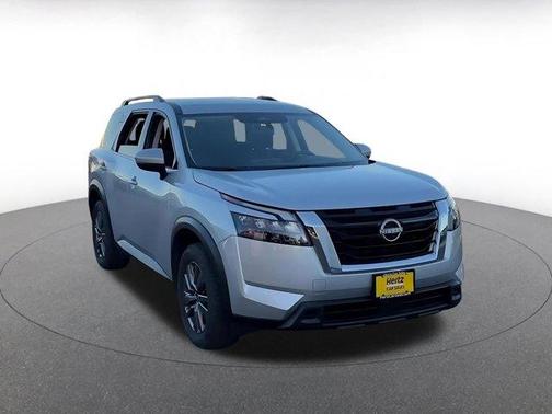 Brilliant Silver Metallic 2025 Nissan Pathfinder SV