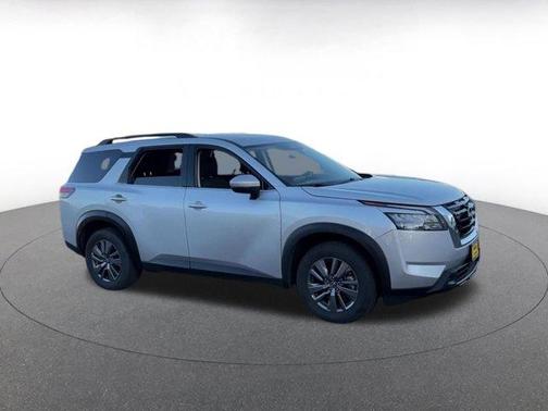 Brilliant Silver Metallic 2025 Nissan Pathfinder SV