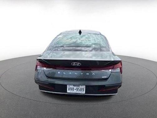 2025 Hyundai ELANTRA HEV Limited