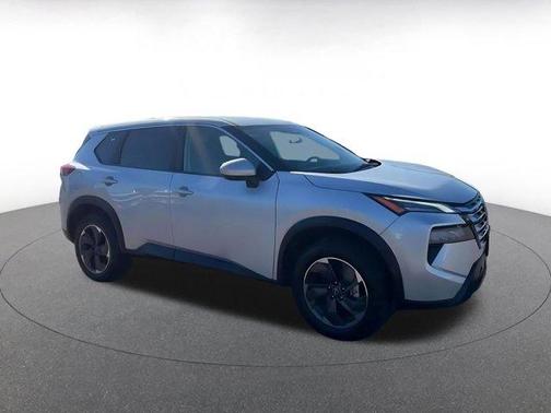 Brilliant Silver Metallic 2025 Nissan Rogue SV