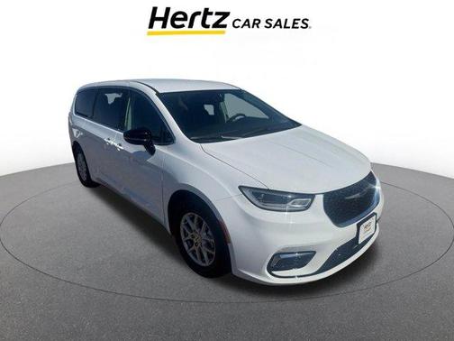 2024 Chrysler Pacifica Touring-L