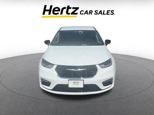 2024 Chrysler Pacifica Touring-L