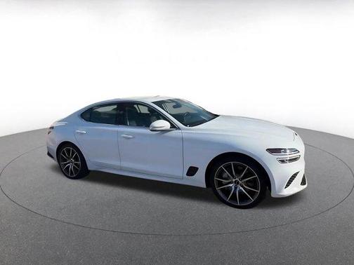 2025 Genesis G70 2.5T