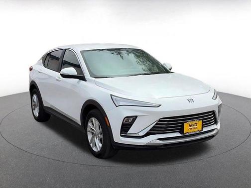 Summit White 2025 Buick Envista Preferred