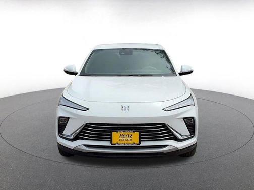 Summit White 2025 Buick Envista Preferred