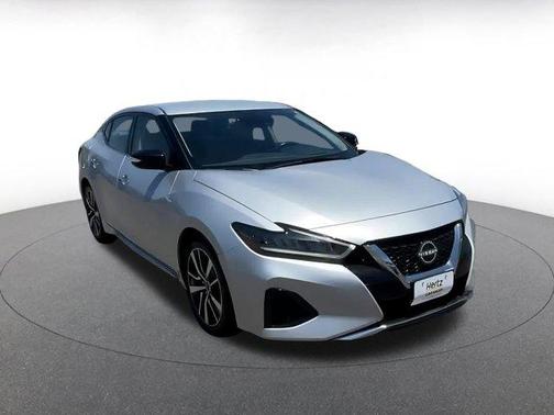 2023 Nissan Maxima SV