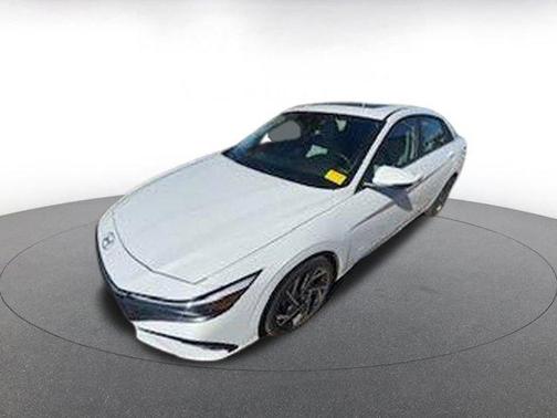 2025 Hyundai ELANTRA HEV Limited