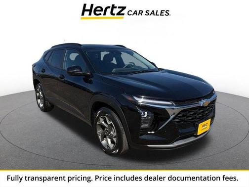 Mosaic Black Metallic 2025 Chevrolet Trax LT