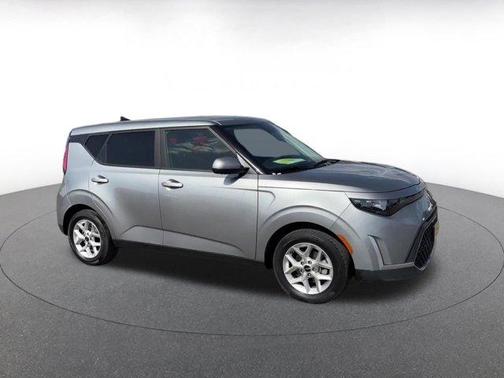 Steel Gray 2025 Kia Soul LX