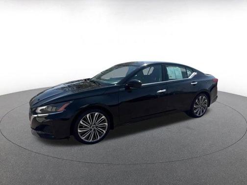 2024 Nissan Altima 2.5 SL