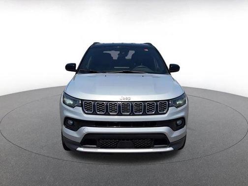 Silver Zynith 2025 Jeep Compass Limited